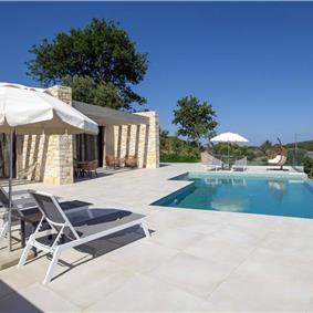 3 bedroom villa with pool & sea view, near Acharavi, sleeps 6